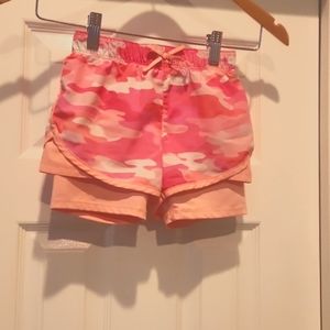 OshKosh Punk Camo Athletic Shorts size 6/6x